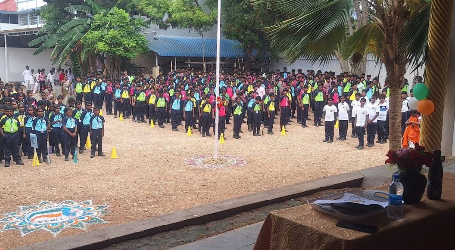 Ponmani School